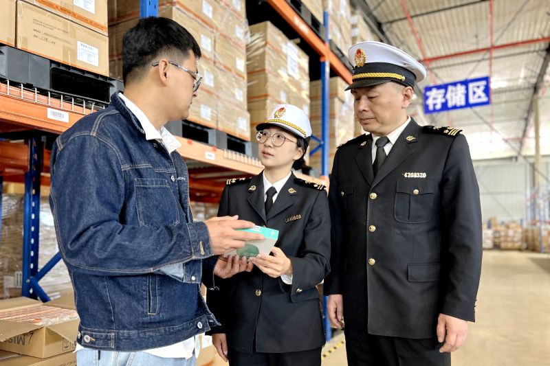 煙臺綜合保稅區(qū)跨境電商監(jiān)管場所累計輸韓電商包裹超5500萬單（圖）